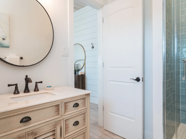Luxurious Beachfront Villa in Little Exuma - 4-Bedroom Getaway
